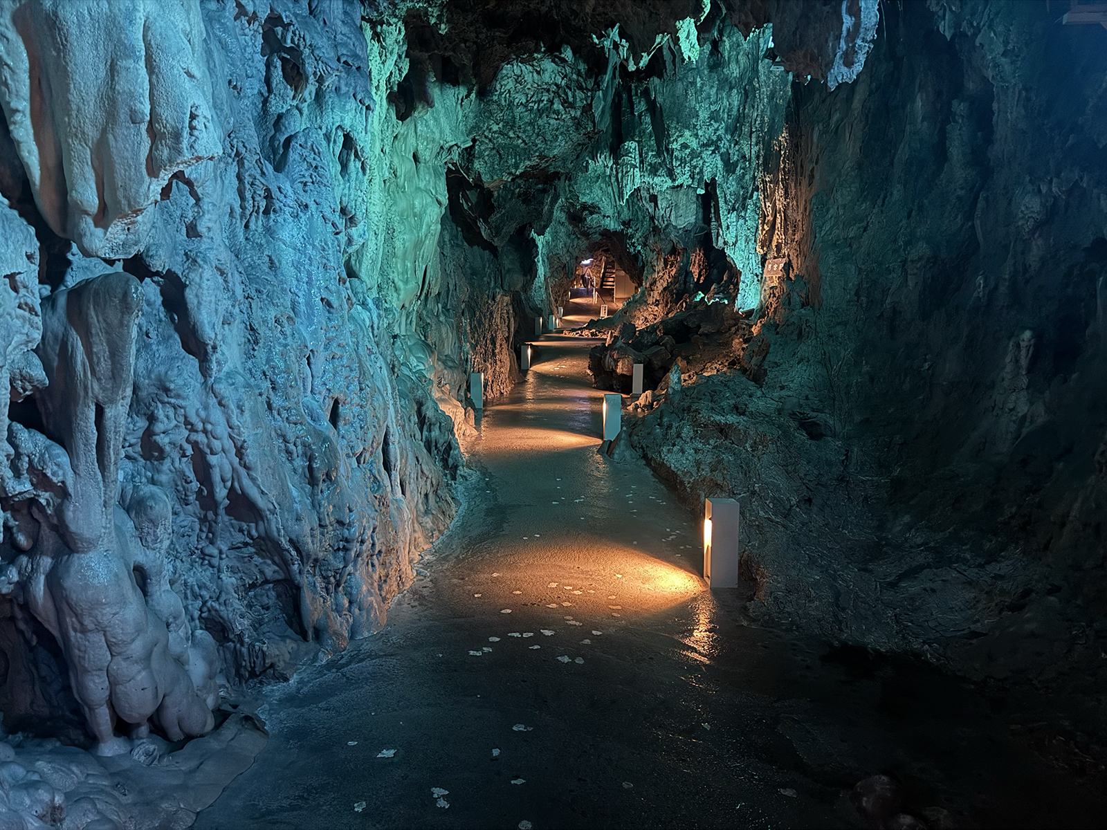 cave